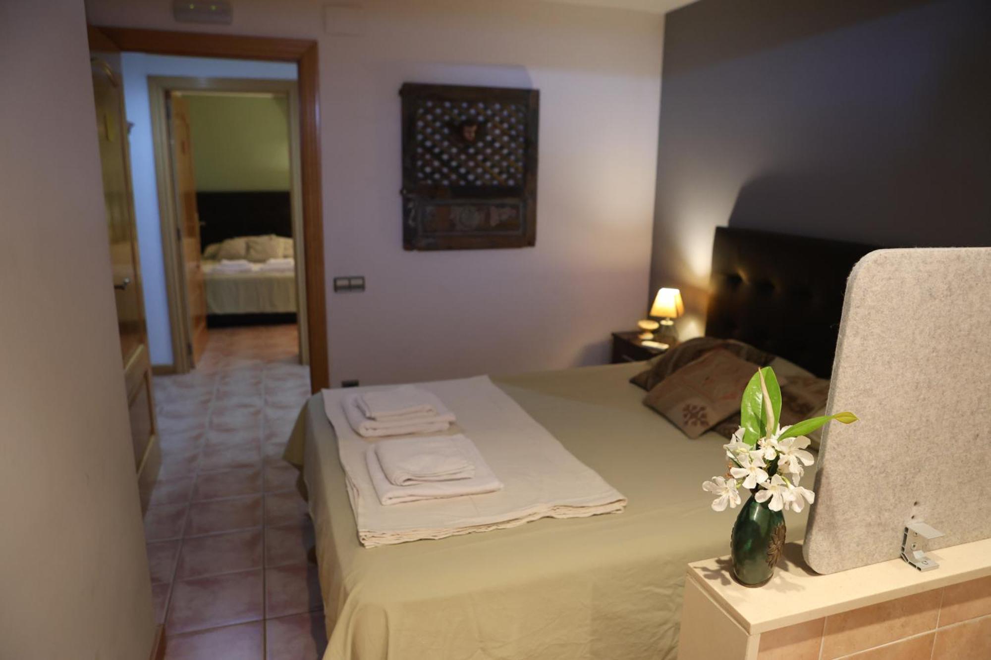 El Cedre Blau Vivienda Con Piscina En Granollers Villa ภายนอก รูปภาพ