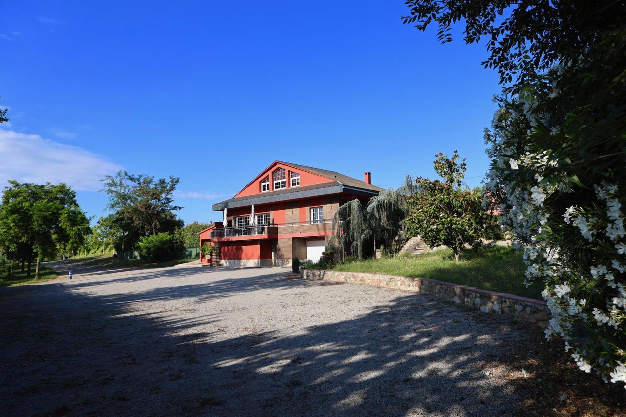 El Cedre Blau Vivienda Con Piscina En Granollers Villa ภายนอก รูปภาพ