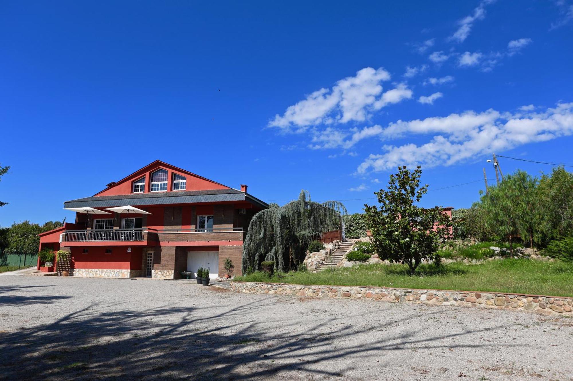El Cedre Blau Vivienda Con Piscina En Granollers Villa ภายนอก รูปภาพ