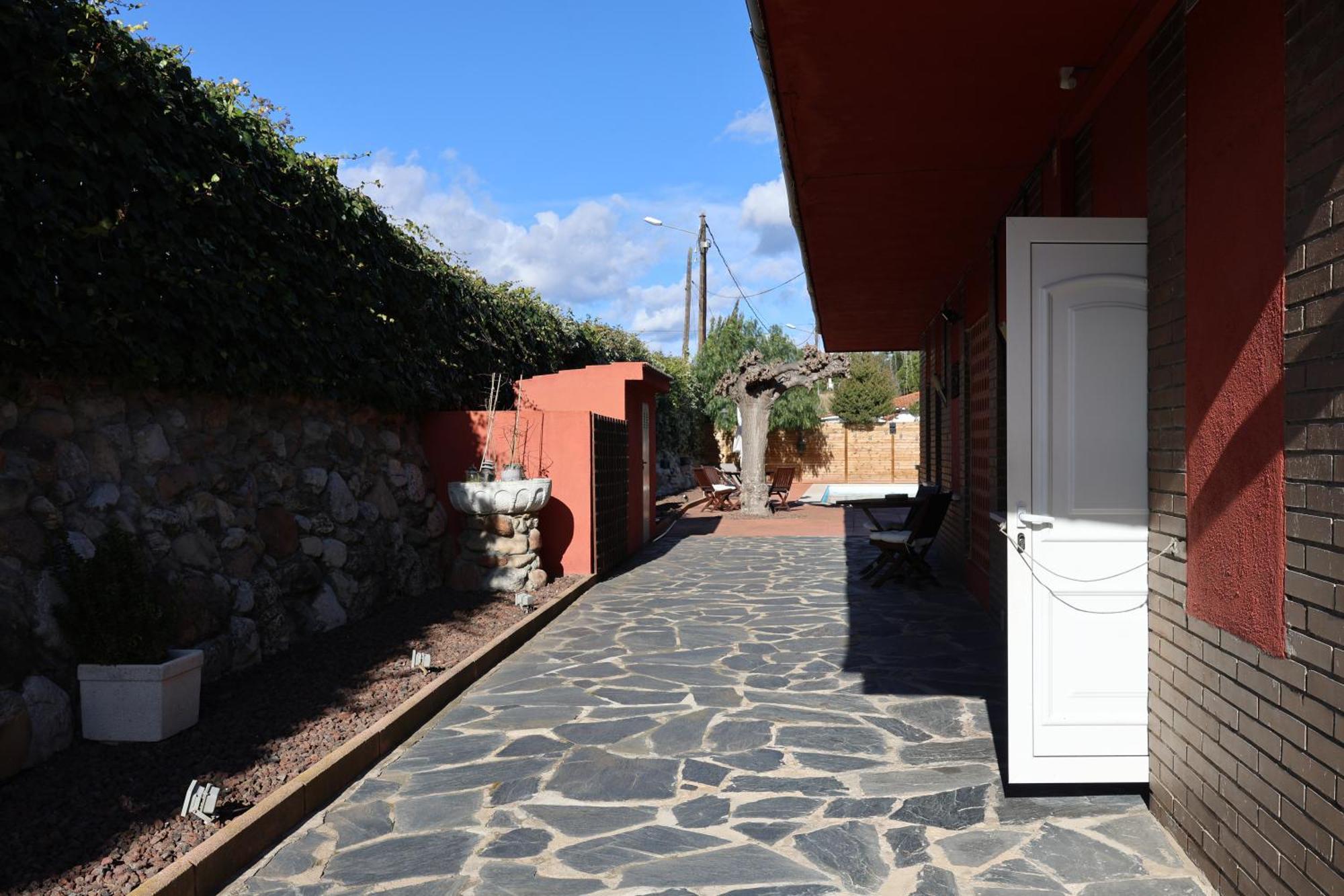 El Cedre Blau Vivienda Con Piscina En Granollers Villa ภายนอก รูปภาพ